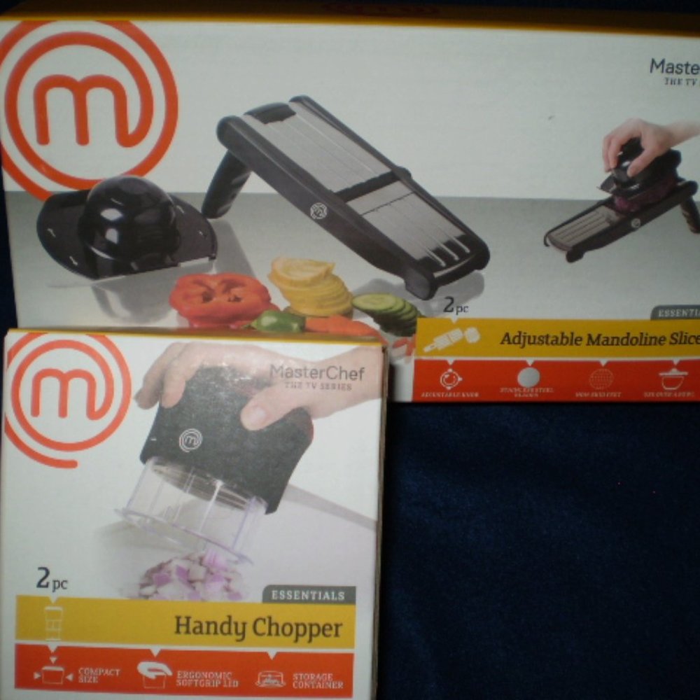 MASTER CHEF~ADJUSTABLE MANDOLINE SLICER & COMPACT CHOPPER~BOTH NEW IN BOX